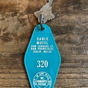 Vintage Cable Motel California Keychain key fob.
